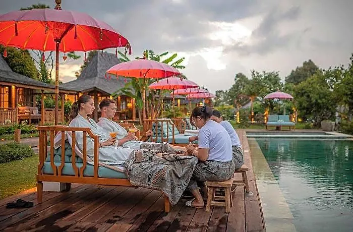 Umah Lusa Resort 5*
